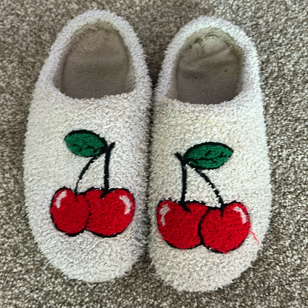 Cheery slippers